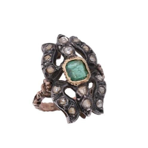 Anello antico con - diamanti, e