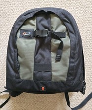 Zaino nero per fotocamera