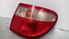 Faro posteriore destro nissan - posteriore,