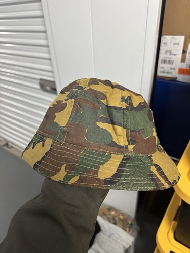 Cappello secchiello esercito
