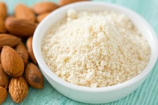 Farina di mandorle keto 