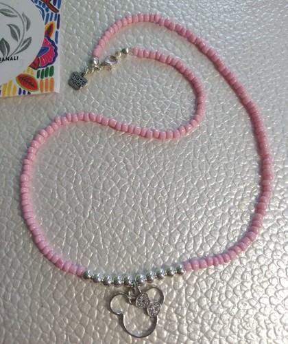 Collana rosa con perline