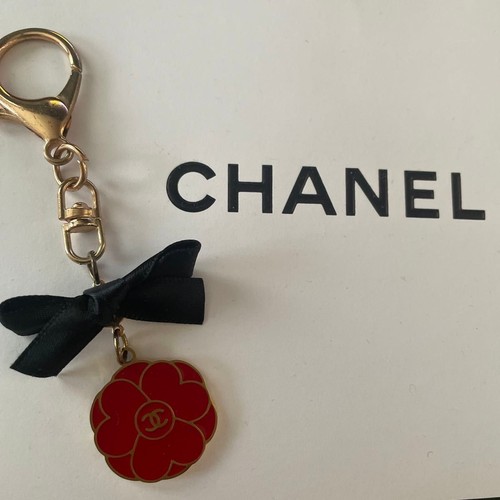 Chanel novità camelia - chanel,