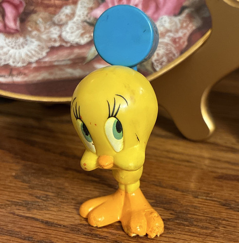 Warner bros looney - bros.,