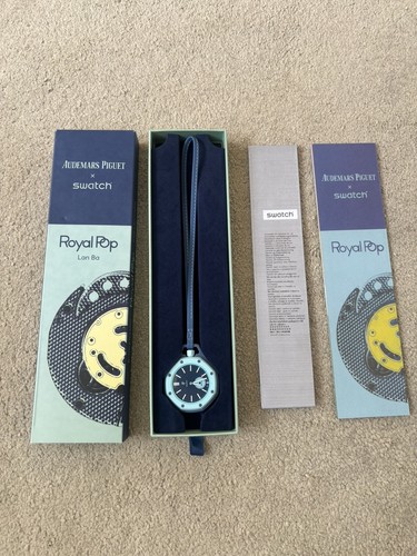 Swatch lan in mano - -,