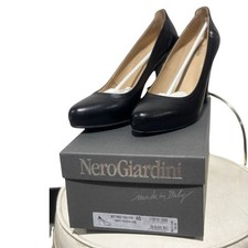 NERO GIARDINI Scarpe