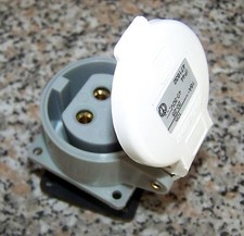 1 pezzo PRESA 2 POLI 16A FISSA DA INCASSO diritta stagna 471632 PALAZZOLI