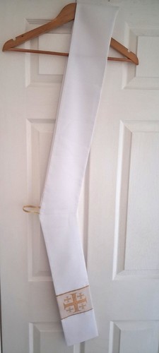 White deacon stole with gold - deacon,