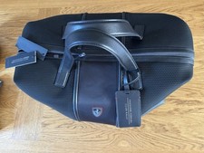 Borsa e Gilet Ferrari Weekend