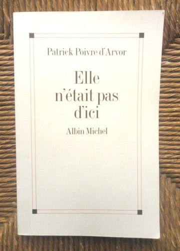 Livre autobiographique elle - livre,