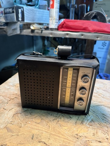 Radio vintage crown - crown,