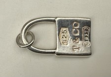 Ciondolo lucchetto marcato