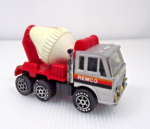 Camion costruzioni betoniera