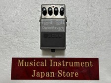 Boss RV-5 Pedale per chitarra effetto riverbero digitale usato dal Giappone