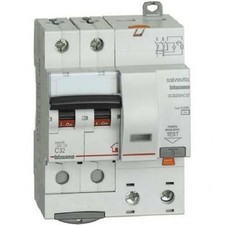 Interruttore magnetotermico