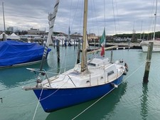 barca a vela usata cabinata mt