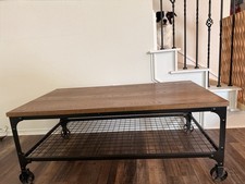 Tavolino da caffè stile