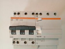 Merlin Gerin C40N 3P+N C25 25A 400V 30mA Vigl Magnetotermico Differenz Schneider