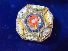 Spilla A Fiore Ottagonale In Micro Mosaico Italiano Vintage In ORO ITALIA