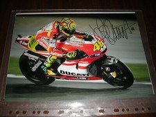 VALENTINO ROSSI  " FOTO CON AUTOGRAFO ORIGINALE VR46 " 30X21 -NUOVA - NEW