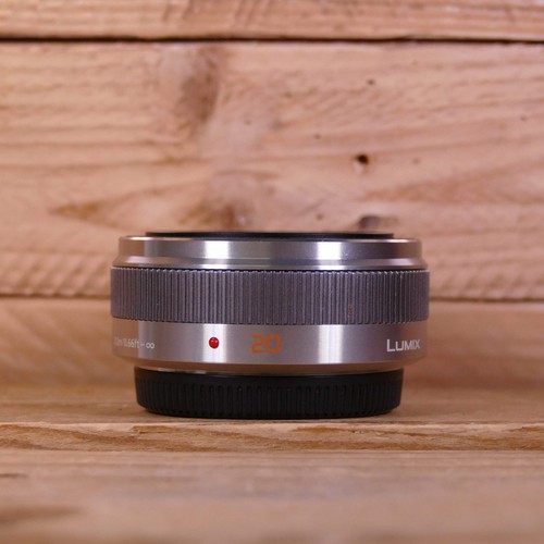 Panasonic 20mm ii - 20mm, f1.7