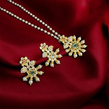 Set collana motivo floreale