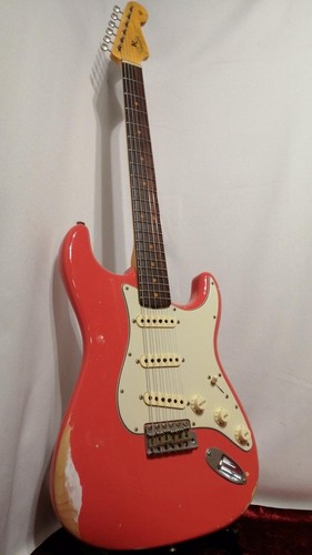 Fender custom shop - custom, strat