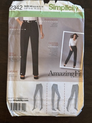 Pantaloni plissettati