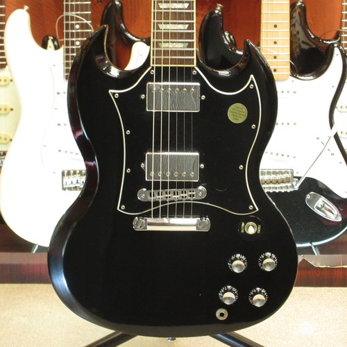 Chitarra elettrica usata