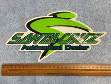 Adesivo SANTA CRUZ Rivenditore