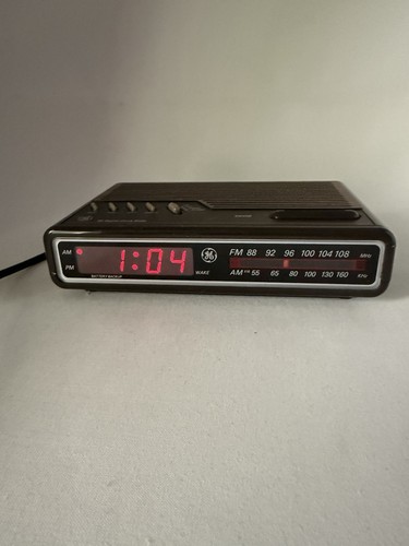 Sveglia vintage radio - sveglia,