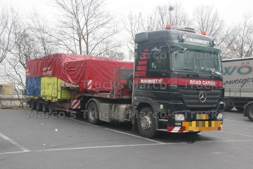 Foto camion mercedes benz - foto, mercedes-benz