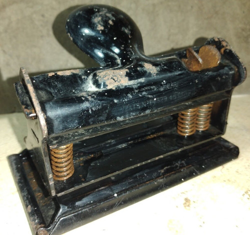Antica bucatrice per carta - antica,