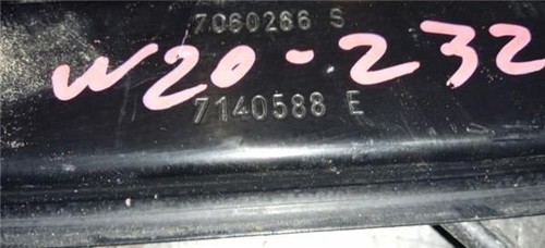 Alzavetro elettrico anteriore