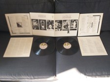 2x LP GENESIS The Lamb Lies