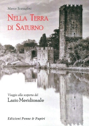 Nella terra saturno - terra,