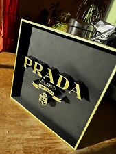 Insegna Prada 3D - ornamento |