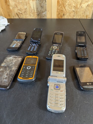 Mobile phones for parts - 8,