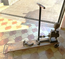 Vecchia pompa travaso vino