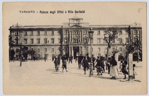 Taranto palazzo degli uffici - palazzo,