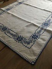 Runner Tessuto Canapa Con Ricami E Pizzo Azzurro Fatto A Mano Di Un Tempo