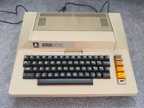 Atari 800 16k home - 800,