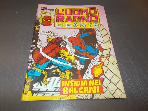 Uomo ragno gigante - gigante, serie