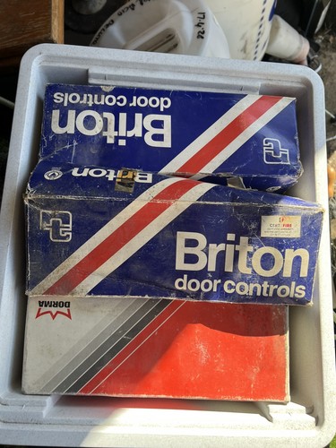 Chiusura briton doorma tutto - &,