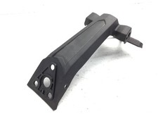 PARAFANGO POSTERIORE PORTATARGA - ATTACCO ROTTO YAMAHA YZF R 125 2014 RE061