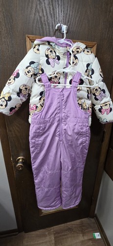 Jumping beans disney minnie - jumping,