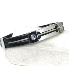 BRACCIALE DA UOMO MORELLATO IN CUOIO NERO E PLACCA CON DUE BRILLANTINI