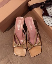 Prada S/S 2000 Archivio Fiocco