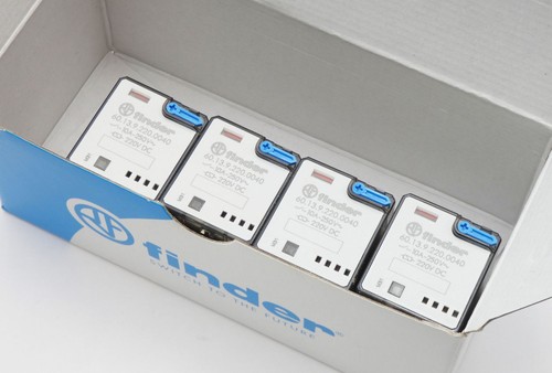 Finder 9 220 0040 - 4x,