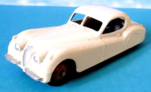 Dinky toys 157 jaguar - n.157, xk120